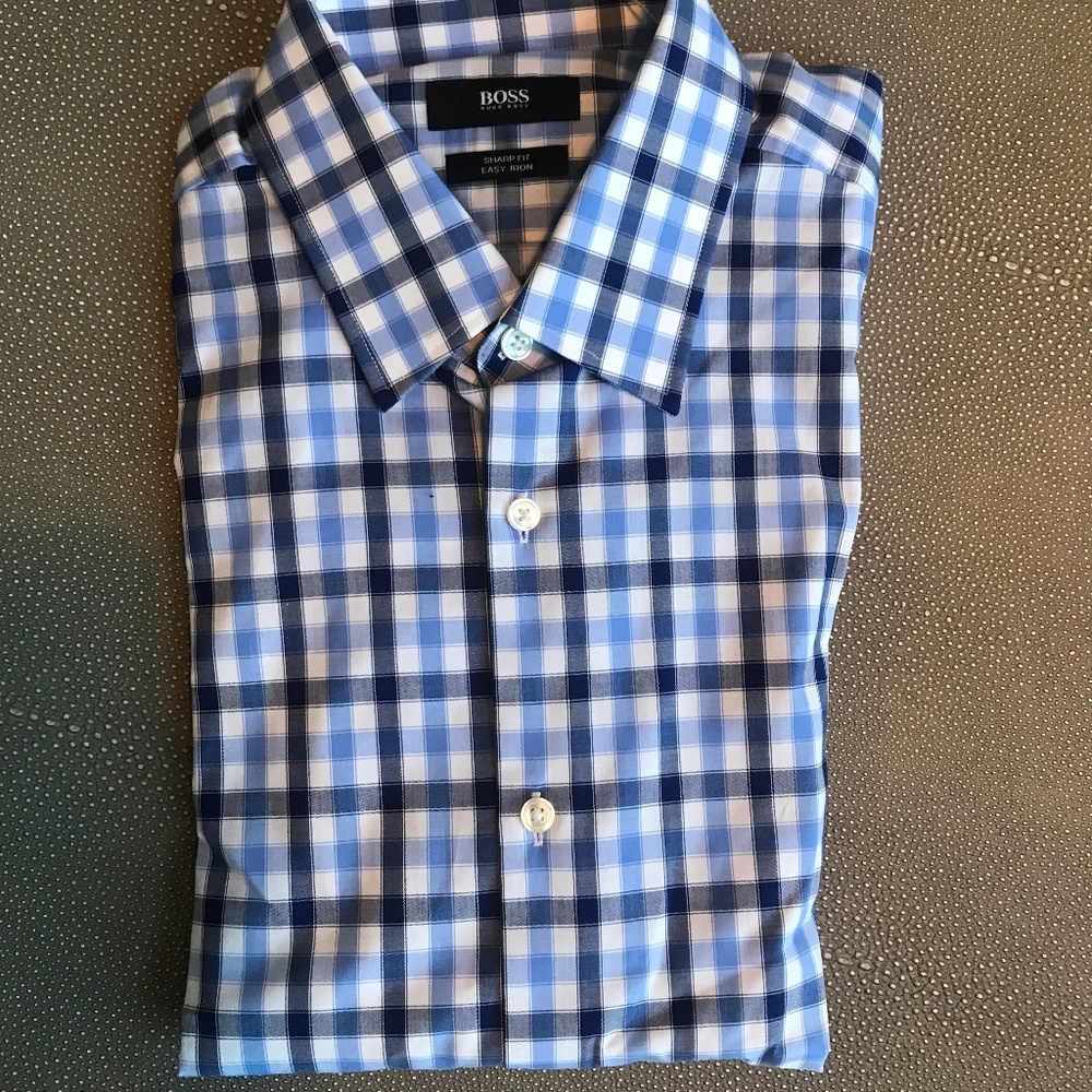 BNWOT Hugo Boss Easy Iron dress sharp slim fit